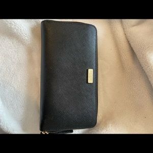 Kate Spade Zip up black wallet